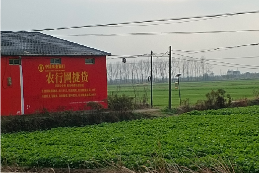 赤壁如何防止墙体广告褪色呢？