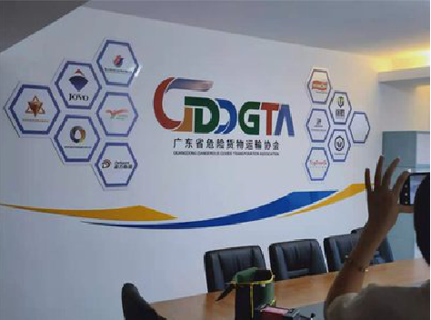 赤壁公司走廊文化墙如何设计布置？